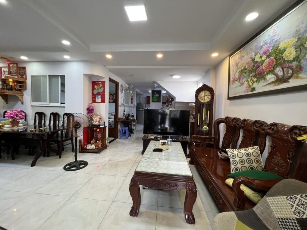 Nhà Bán Bình Thạnh 5 Tầng, 4x13m, Hxh 6m, Gần Vincom Nguyễn Xí