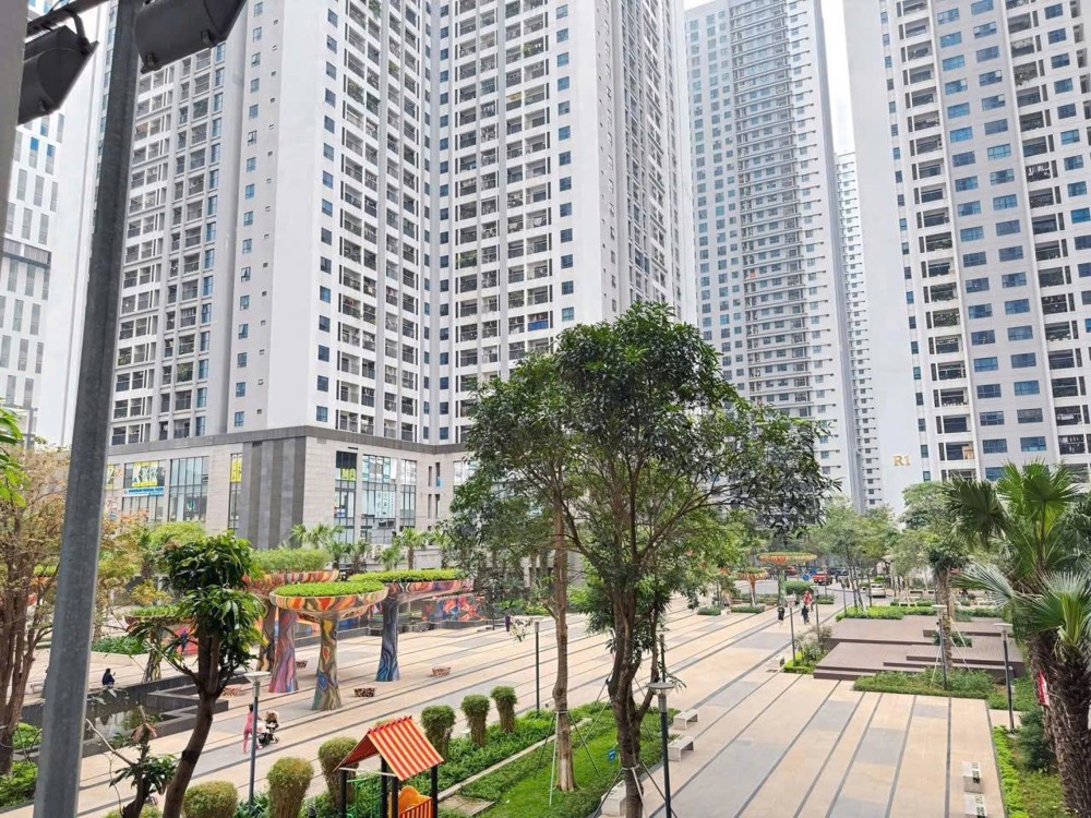 74  trieu/1m Căn hộ 3 phòng ngủ – 2 vệ sinh tại tòa Vip Goldmark City, diện tích  129m2,