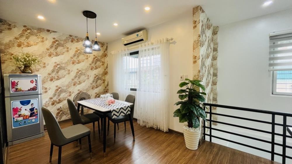 Căn hộ 81m2, 3PN, Tặng Full Nội Thất - Hoa hậu Cầu Giấy - Giá Chỉ 4 tỷ+