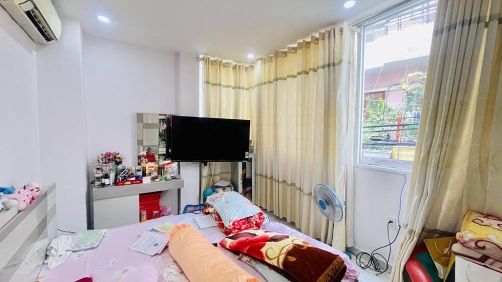 Bán nhà HXH Nguyễn Đình Chính - 71m2 - 4 Tầng - Giá 8 Tỷ + Thương Lượng