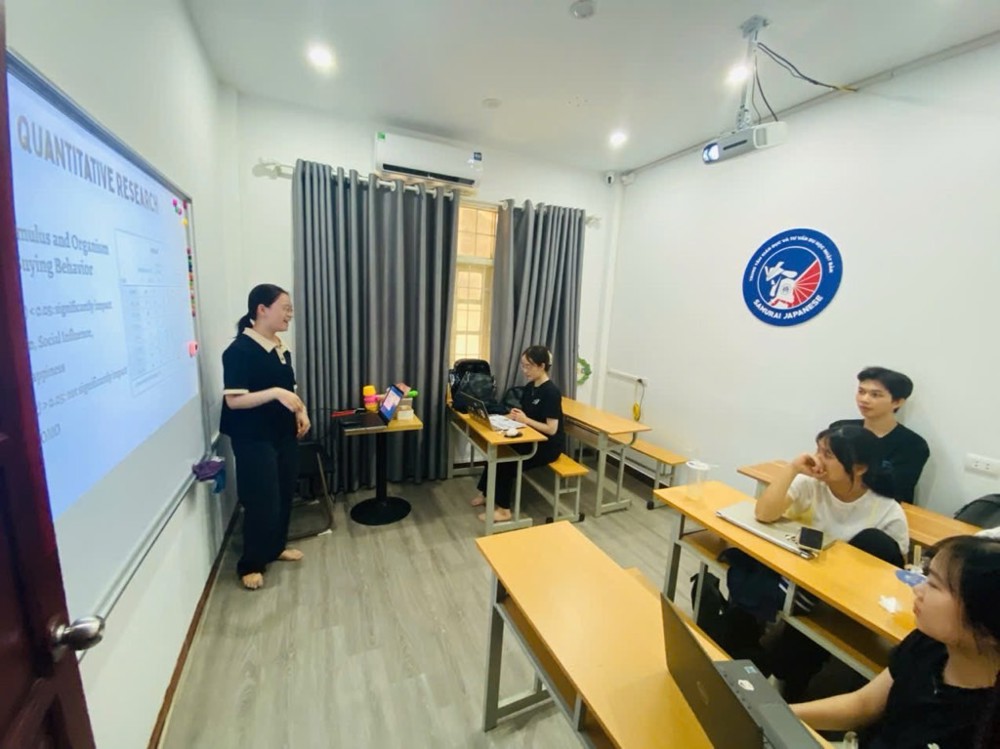 NHÀ PHÂN LÔ-Ô TÔ ĐỖ VỈA HÈ–2 MẶT THOÁNG-VÀI BƯỚC CHÂN RA PHỐ_ 4 TẦNG – 35.2/40M2-15,9 TỶ