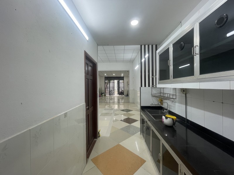 Bán Nhà Hoàng Ngọc Phách, Tân Phú - DT 95m2, Ngang 4m7 - Hẻm 10m xe tải thông