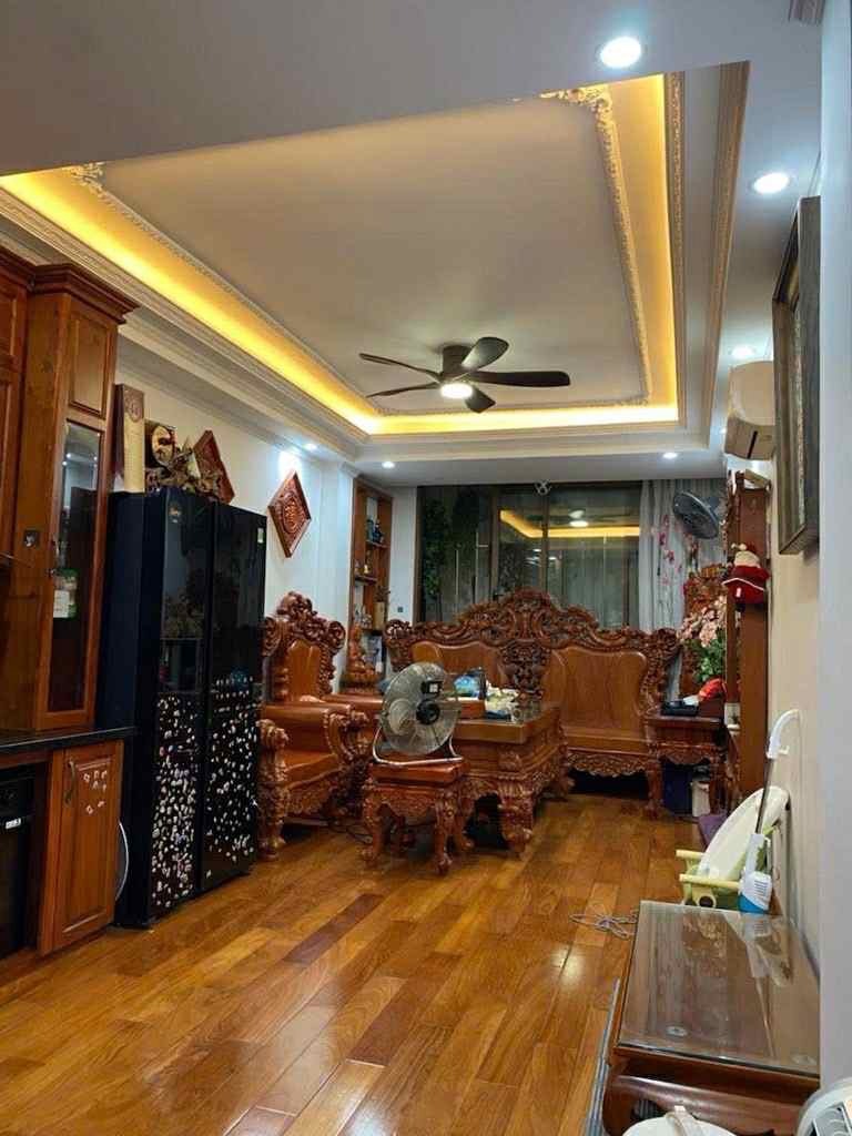 Nhà Phố Trại Cá Hai Bà Trưng - 5 Tầng, Full Đồ, Giá 8.x Tỷ