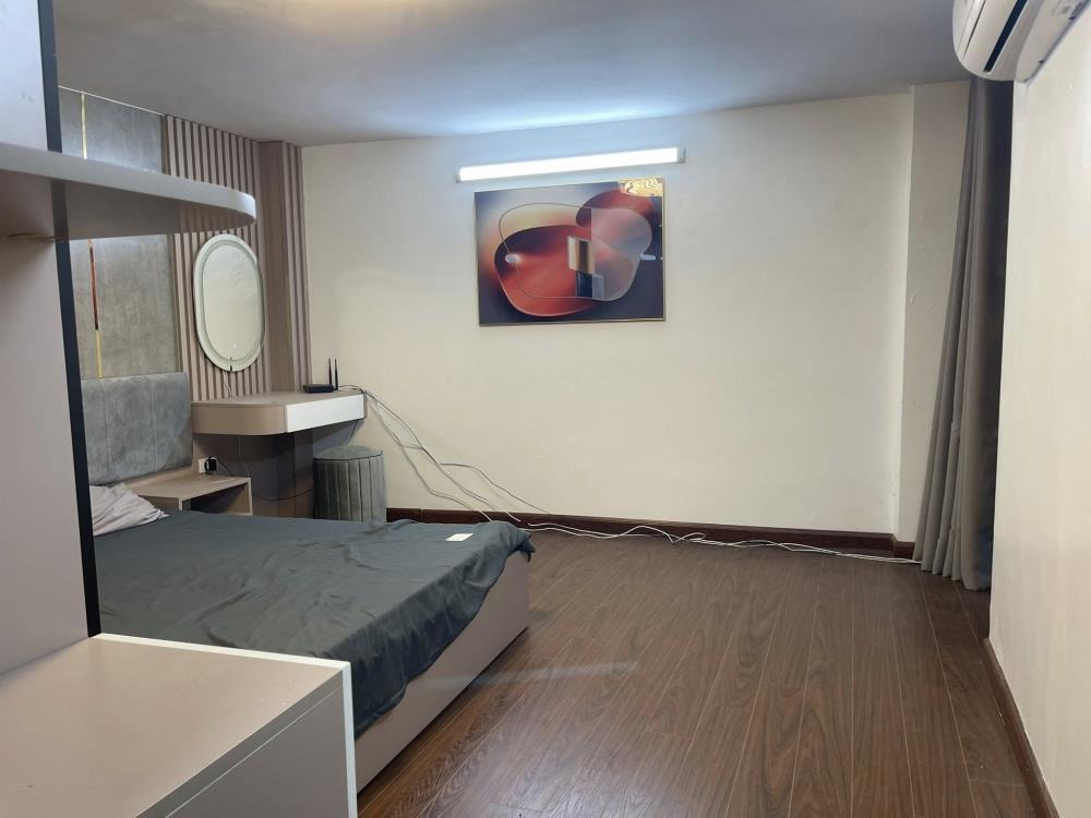 Nhà phố Hoàng Hoa Thám - 45m² - 3 Tầng - Giá 8.1 Tỷ