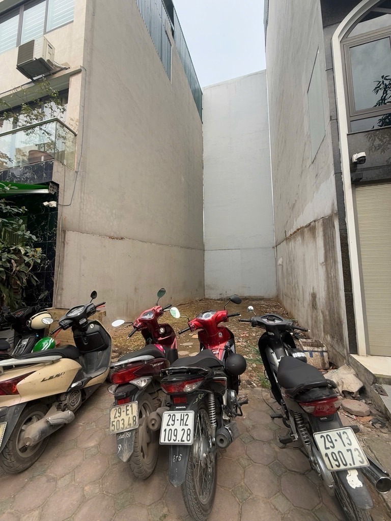 Bán đất dịch vụ Tây Nam Linh Đàm - Giá Tốt, Vị Trí Đẹp