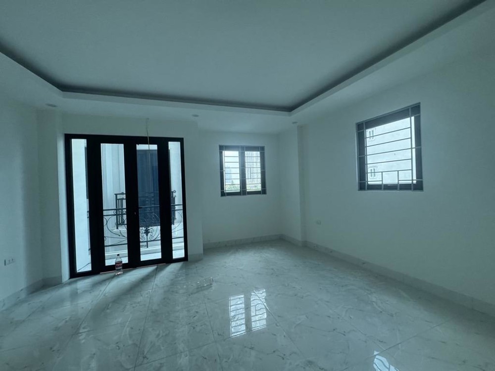 Nhà bán Mỹ Đình 38m2, 5 tầng, ngõ thoáng, tiện ích đầy đủ, giá hấp dẫn