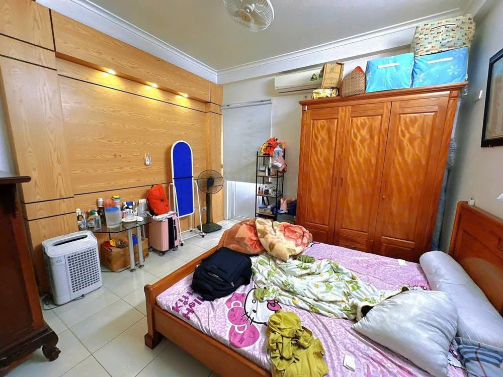 BA ĐÌNH - GẦN Ô TÔ - NHÀ THOÁNG SÁNG - DÂN XÂY KCBT CHẮC CHẮN Hoàng Hoa Thám 33m, 4T, mt 3.8m 8 tỷ 9