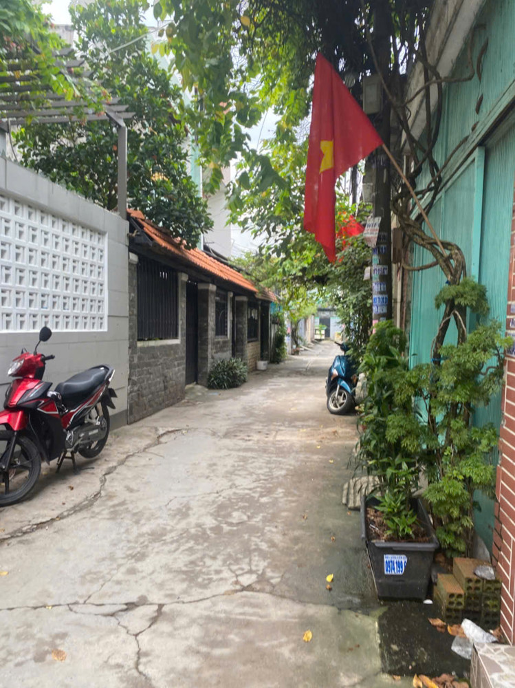 Bán nhà 70m2(4x17.5)gần đường Hiệp Bình, Hiệp Bình Chánh, Thủ đức giá tốt 5,1 tỷ
