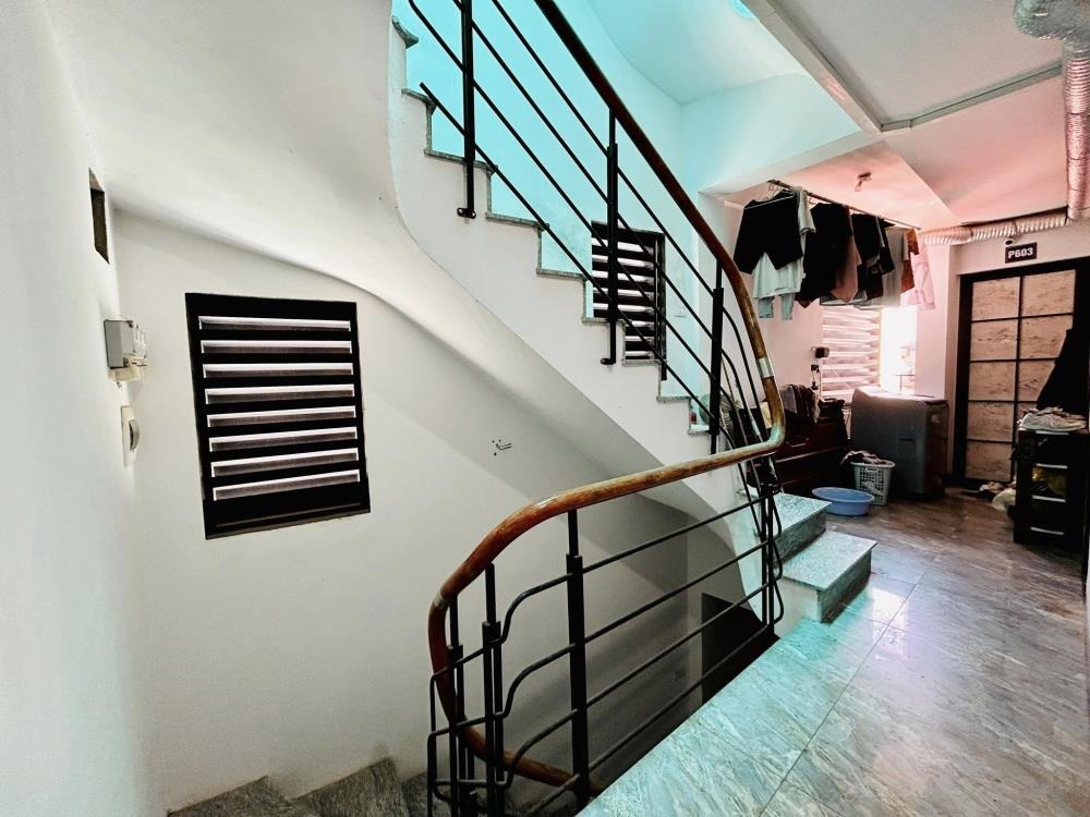 Bán Nhà Phố Minh Khai 8 Tầng, 100m2, MT 6m - Doanh Thu 1.5 Tỷ/Năm - 26.5 Tỷ
