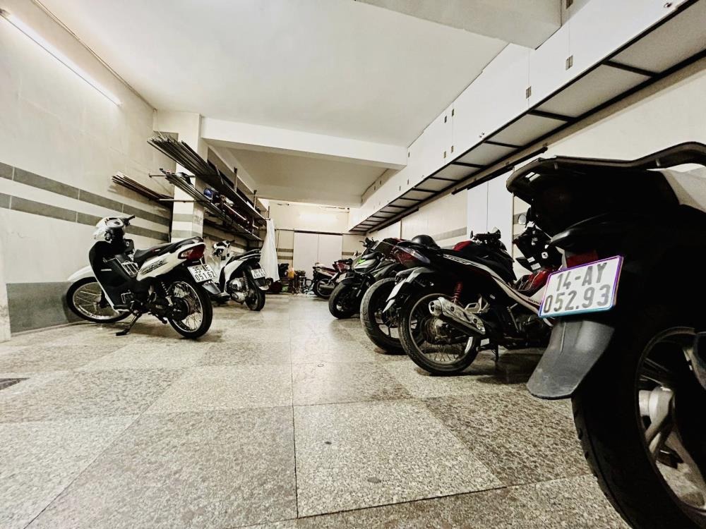 Bán Nhà Phố Minh Khai 8 Tầng, 100m2, MT 6m - Doanh Thu 1.5 Tỷ/Năm - 26.5 Tỷ