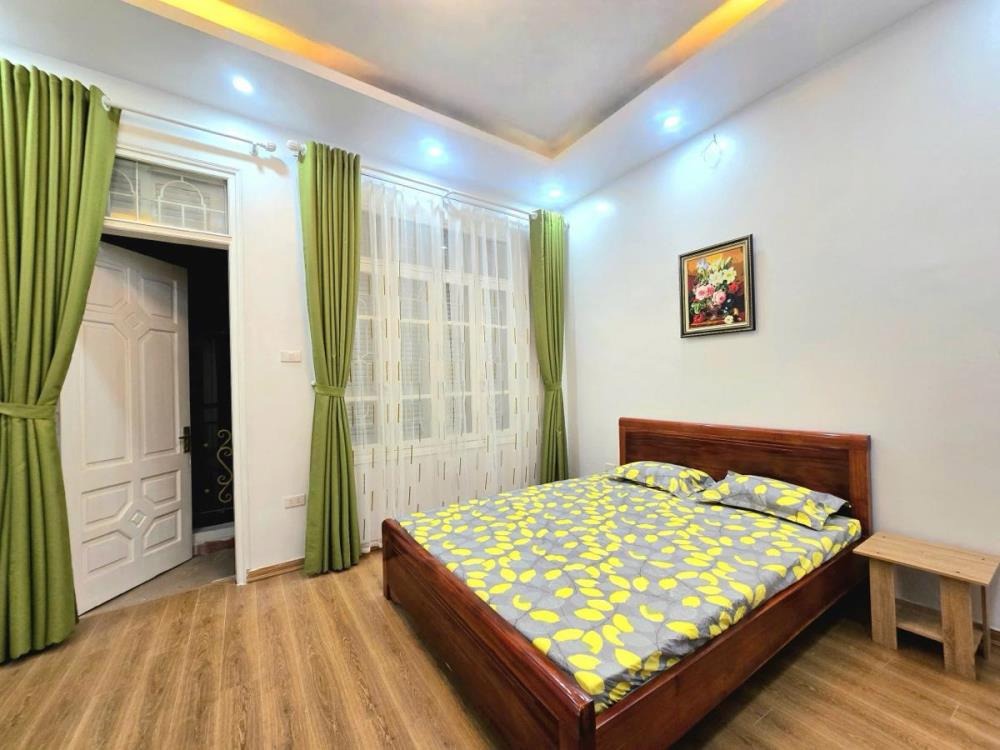 Bán nhà Láng Hạ, Đống Đa - 6 Tầng, Thang Máy, Full Nội Thất - 13.5 Tỷ