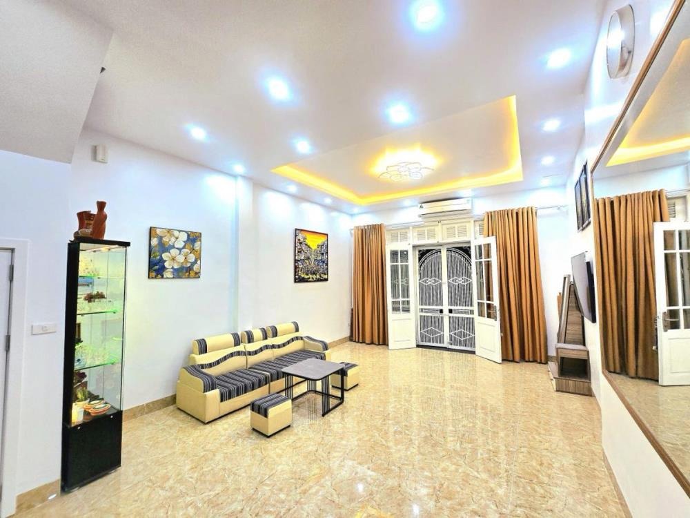 Bán nhà Láng Hạ, Đống Đa - 6 Tầng, Thang Máy, Full Nội Thất - 13.5 Tỷ