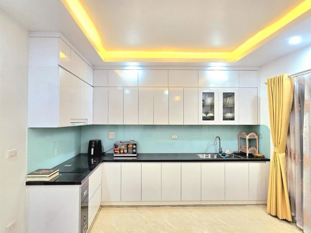 Bán nhà Láng Hạ, Đống Đa - 6 Tầng, Thang Máy, Full Nội Thất - 13.5 Tỷ