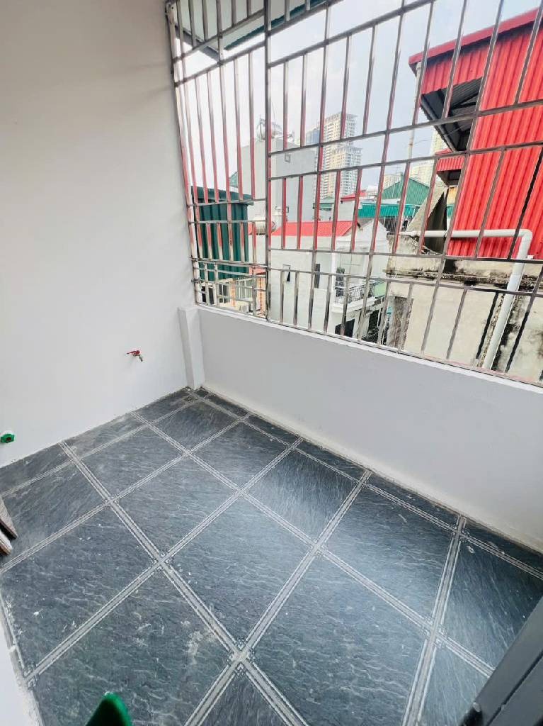 Bán nhà lô góc 36m2 Văn Quán, Hà Đông - 7.6 tỷ - Vị trí đẹp, ô tô qua