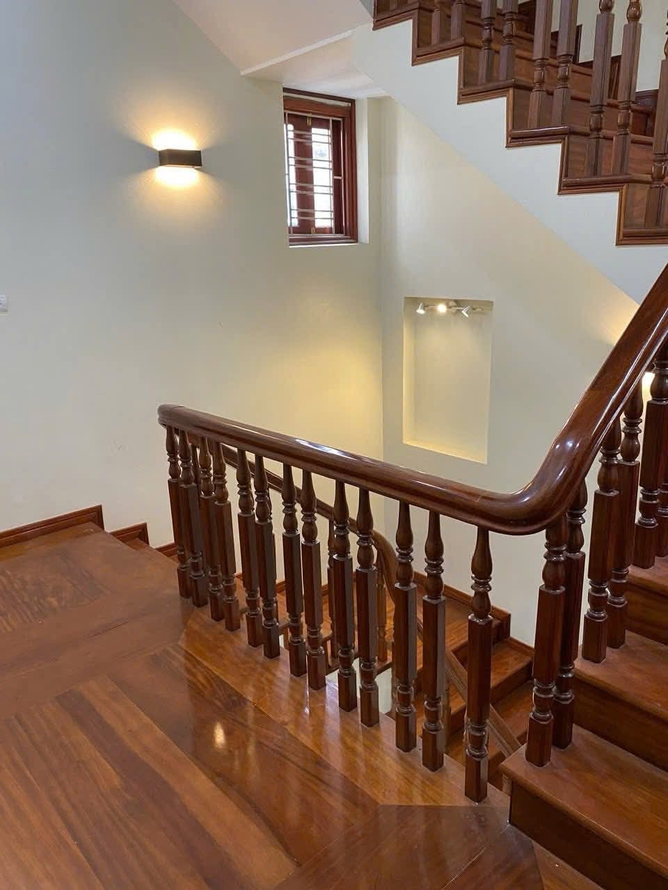 Biệt Thự Phú Lương Hà Đông - 201m2, 4 Tầng, Giá Tốt - Vị Trí Đắc Địa