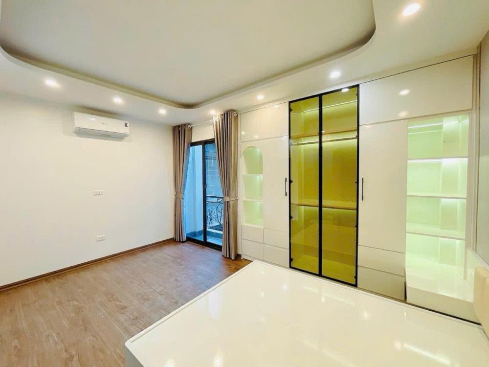 Bán Nhà Mặt Phố Hồ Văn Chương 8 Tầng, Dòng Tiền 60tr/Tháng - Vị Trí Đắc Địa