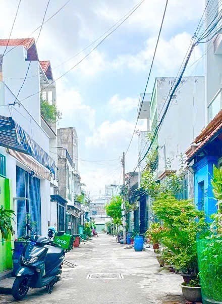 Nhà Mới Đẹp Gần Tỉnh Lộ 10 Aeon Bình Tân HXH Nở Hậu Giá Nhỉnh 3Ty