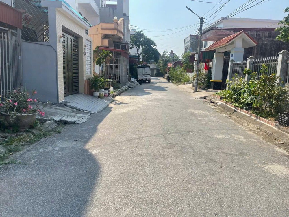2.25 tỷ 81.5m2 Tân Thành Dương Kinh Zalo 0567222555