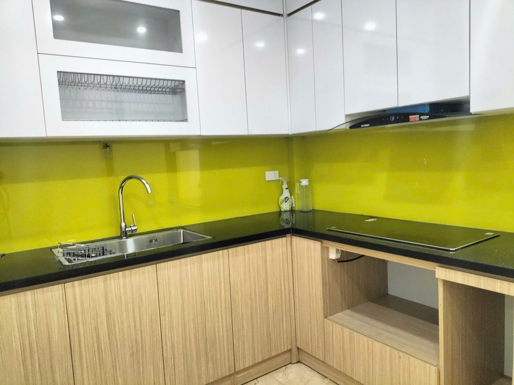 Bán nhà mặt đường QL1A Ngọc Hồi - khu vực Thanh Trì.5 tầng 32m2 10.7 tỉ