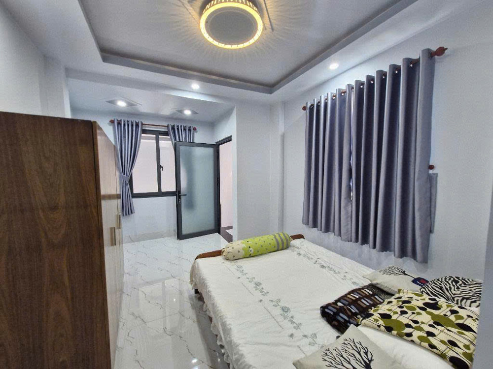 Cần tiền gấp bán nhà 2 tầng đường Kha Vạn Cân, giá 4 tỷ còn Thương lượng, SHR