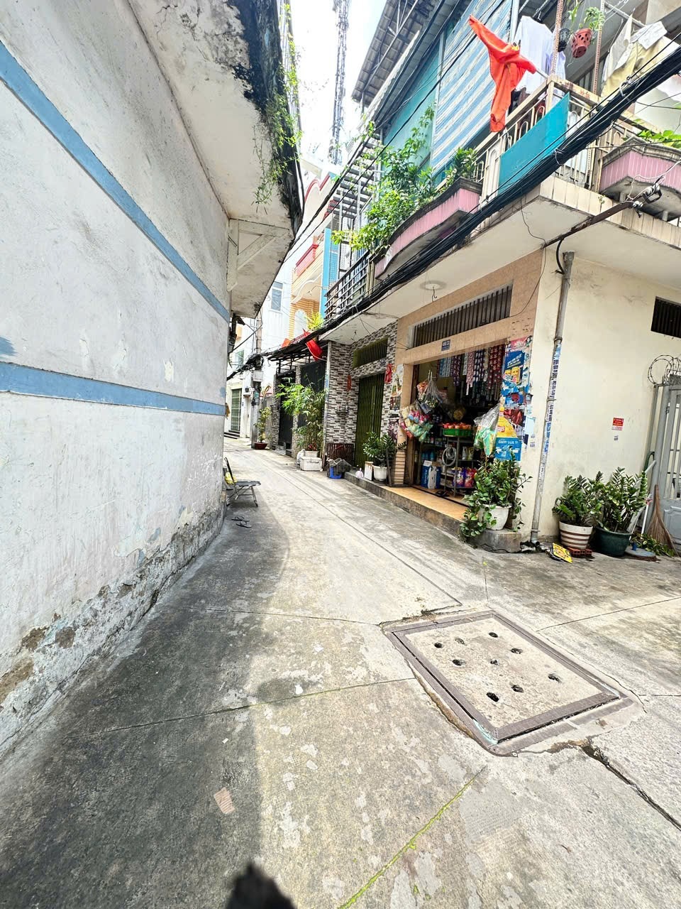 Bán nhà Sư Vạn Hạnh, Quận 10 - 37m² - 4 Tầng - Hẻm 3G Thông Thoáng - Giá 6 Tỷ (TL)