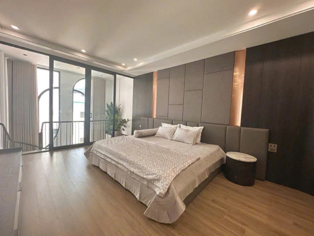 Bán nhà Ngọc Thụy 65m 5 tầng thang máy MT4.1m ô tô hơn 16 tỷ