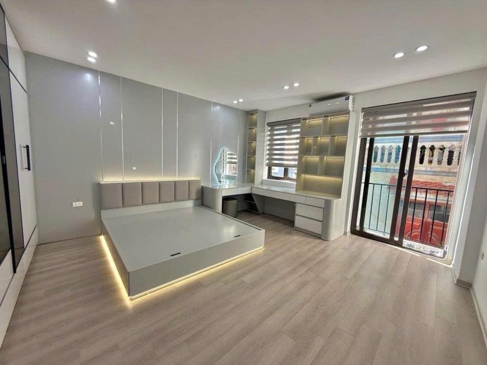 Bán nhà phân lô Vũ Tông Phan, Thanh Xuân - 52m², Oto vào nhà, Kinh doanh - Giá Tốt