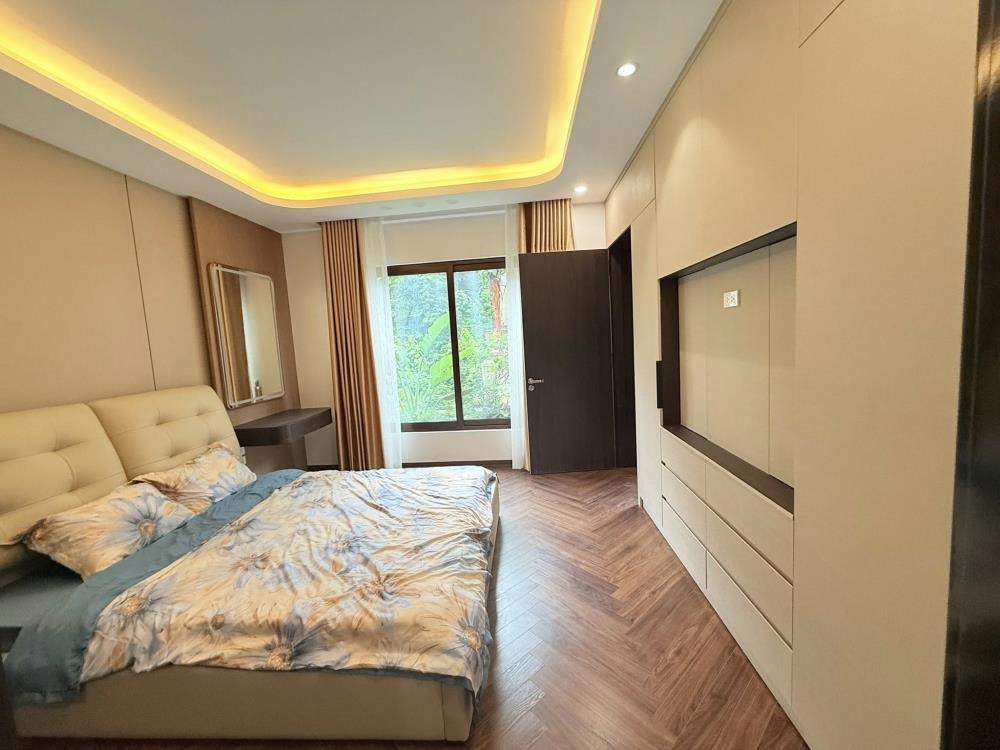 Nhà Mặt Ngõ Trần Duy Hưng 49m² - 5 Tầng - Giá 13.3 Tỷ