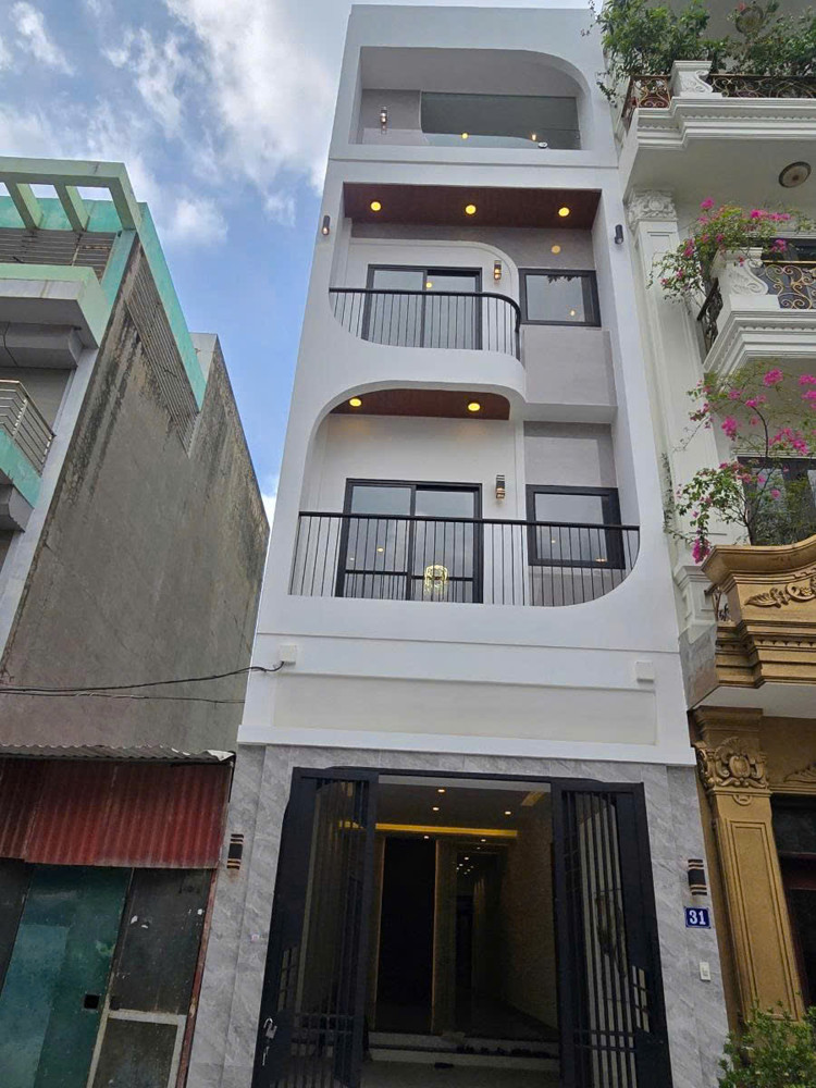 HÀNG HÓT - KHU PHÂN LÔ NGỌC THỤY 5 TẦNG THANG MÁY FULL NỘI THẤT - GẦN CÔNG VIÊN Ở SƯỚNG