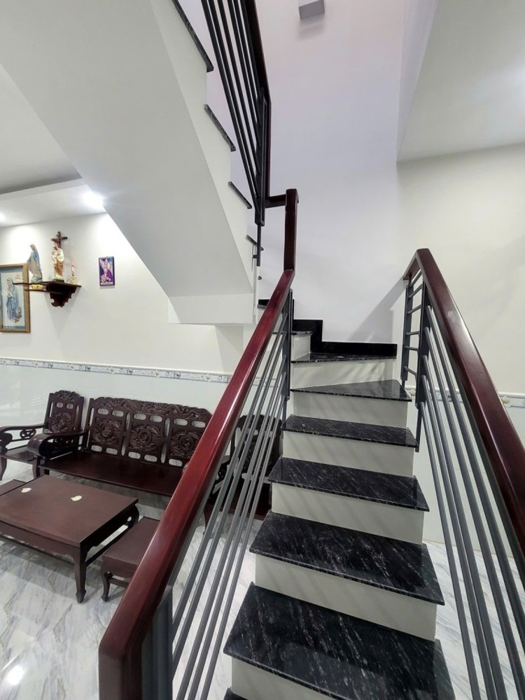 Bán nhà Nghĩa Phát, 34m2,3x12m,  hẻm 4m thông , 2pn , sổ đẹp