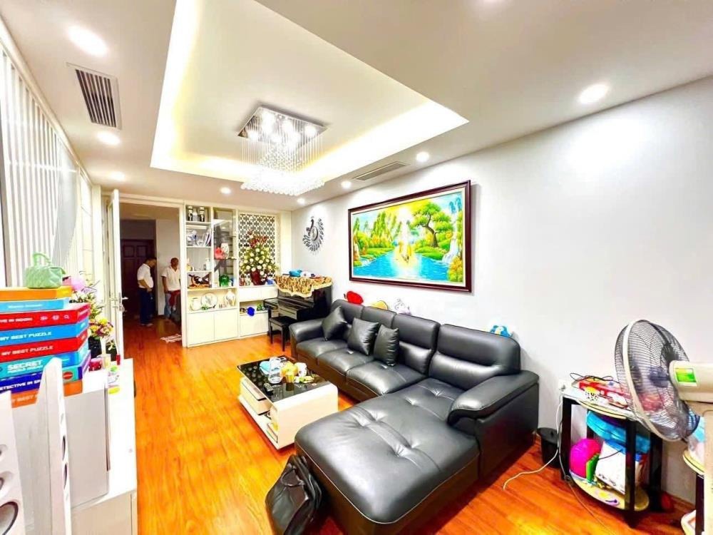 Bán nhà Cầu Giấy - Phùng Chí Kiên - 6 Tầng - Full Nội Thất - Giá 19 tỷ