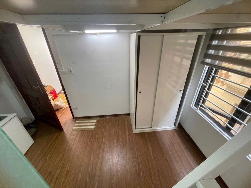 Nhà phố Chùa Láng - 37m² - 5 Tầng - Lô Góc - Dòng Tiền 500TR/Năm