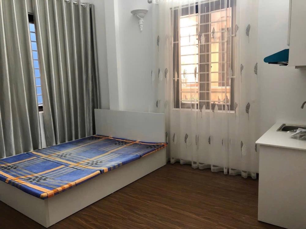 Nhà phố Chùa Láng - 37m² - 5 Tầng - Lô Góc - Dòng Tiền 500TR/Năm