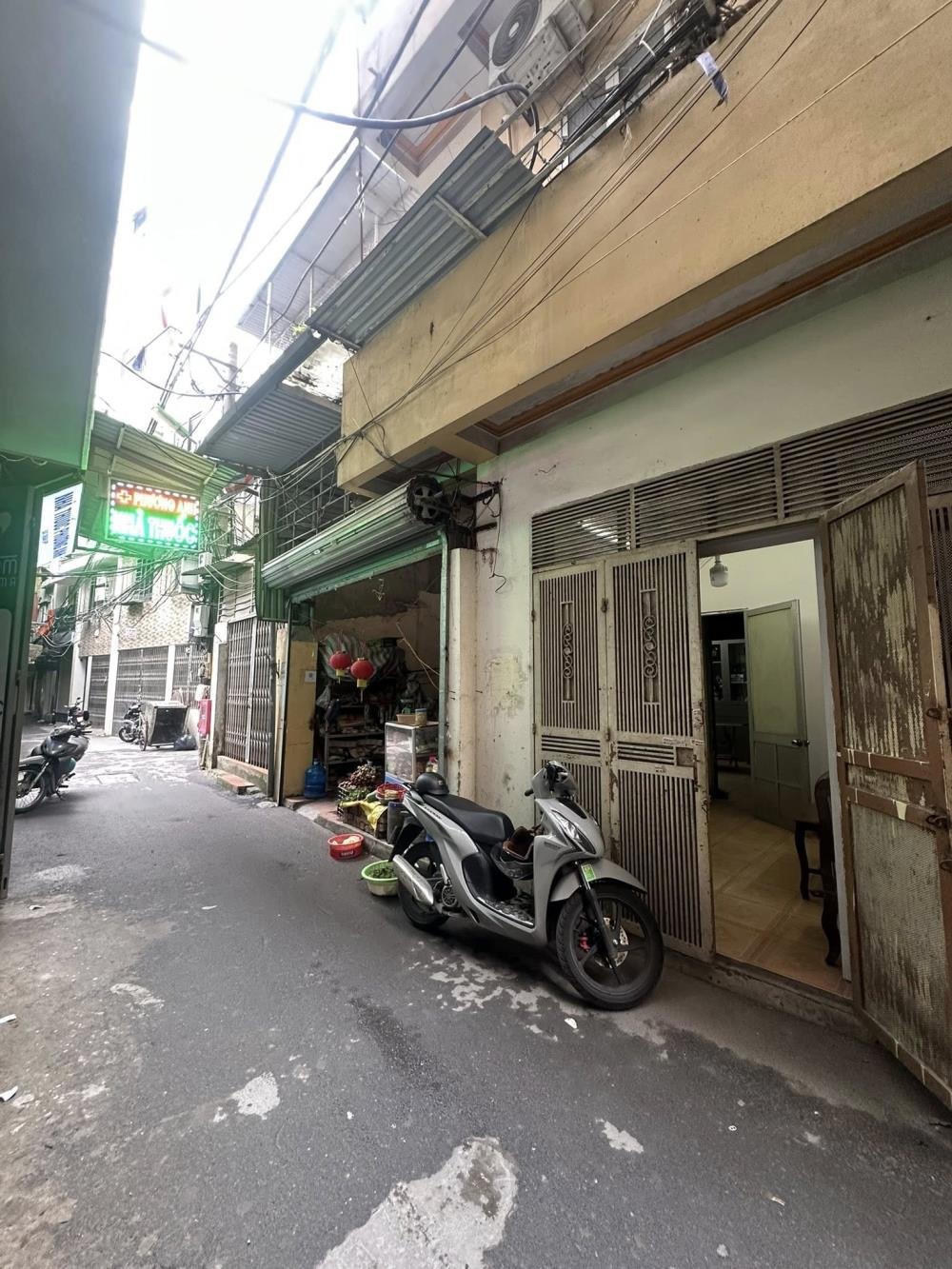 Bán Nhà Phạm Văn Đồng - Vị Trí Đắc Địa, Tiềm Năng Xây Dựng CCMN