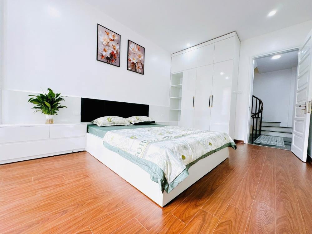 Võ Chí Công 35m² 5 Tầng, Mặt Tiền 3.8m - 7.8 Tỷ Full Nội Thất