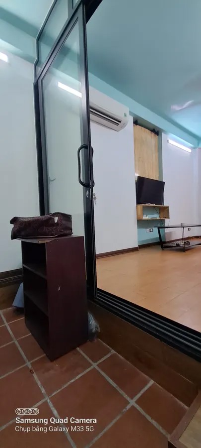 NHÀ ĐẸP Phố Nguyễn Lương Bằng 42m2 X 5 tầng mặt tiền 3.05m, 8.4 tỷ Đống Đa