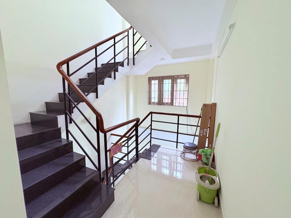 Bán Nhà Mặt Tiền Lý Thái Tổ, Quận 3 - 63m2, 6 Tầng, Giá 14 Tỷ