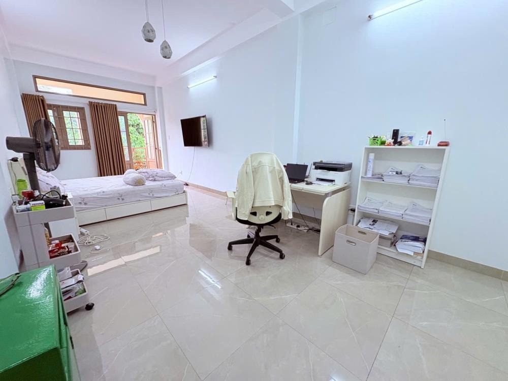 Bán Nhà Mặt Tiền Lý Thái Tổ, Quận 3 - 63m2, 6 Tầng, Giá 14 Tỷ
