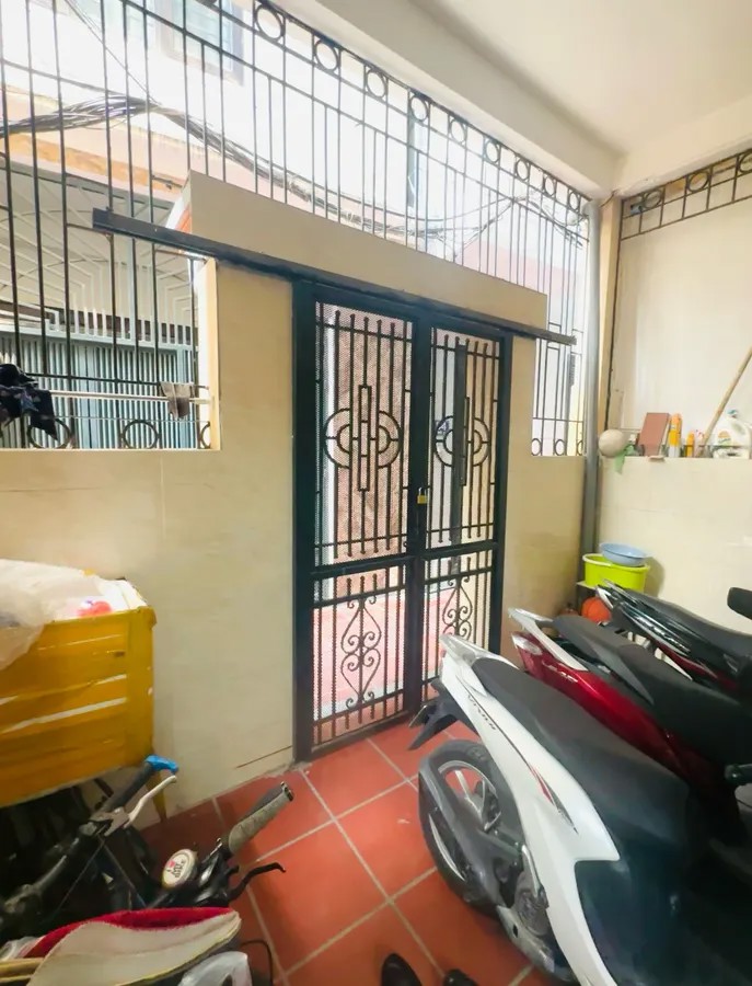 BÁN NHÀ RIÊNG Láng Hạ 57M2 X 3 Tầng X 13.6 Tỷ Đống Đa Hà Nội