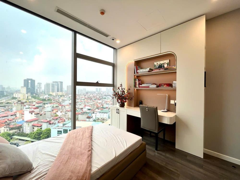 Bán Căn Hộ 99m2 Goldmark City - R3, 3 PN, View Đông Nam - Giá 8.2 tỷ