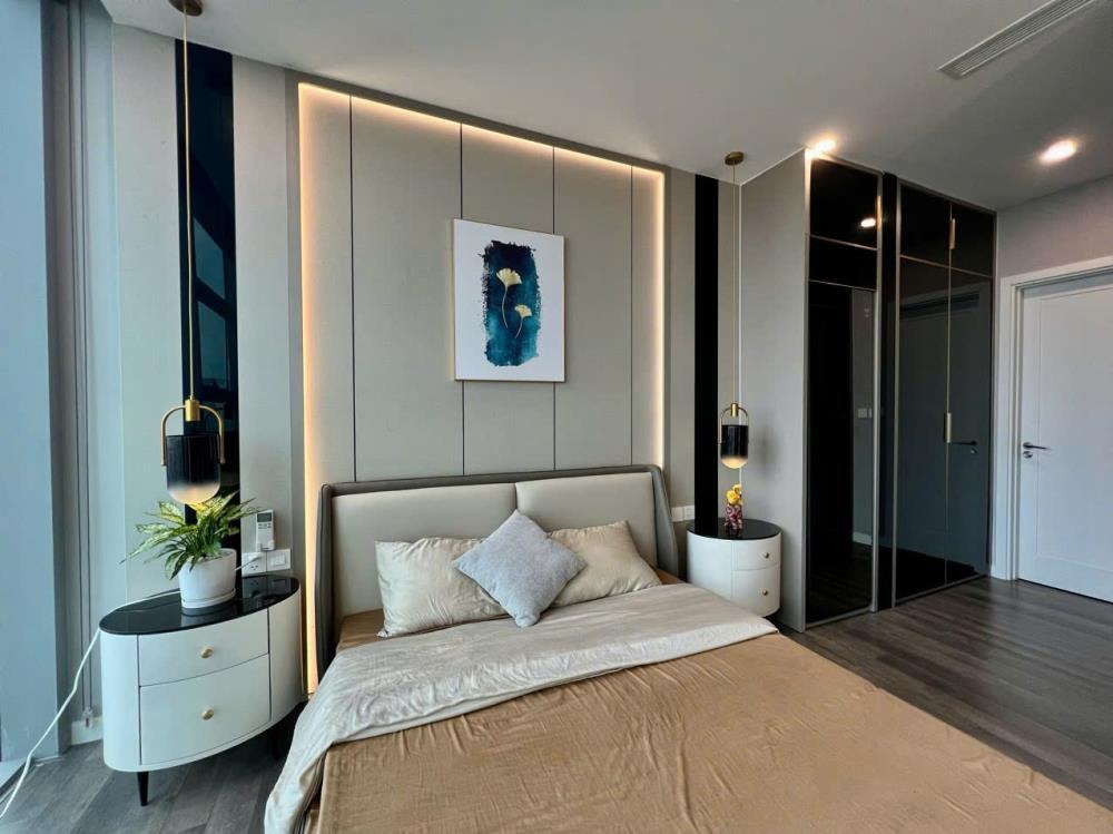 Bán Căn Hộ 99m2 Goldmark City - R3, 3 PN, View Đông Nam - Giá 8.2 tỷ