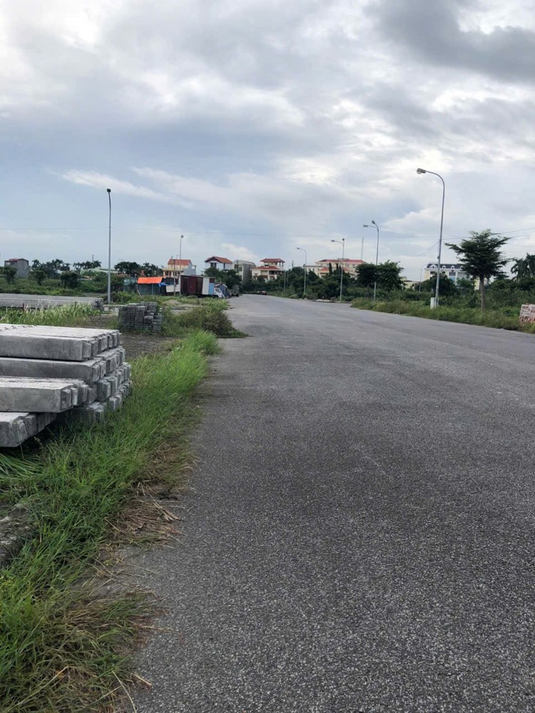 4.x tỷ 77,8m2 Lô góc TĐC AD5 Dương Kinh Zalo 0567222555
