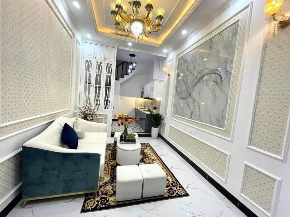 Bán Gấp Văn Chương - 28m2 - 5 Tầng - Mặt Tiền 7m - Giá 6.95 Tỷ - Đống Đa