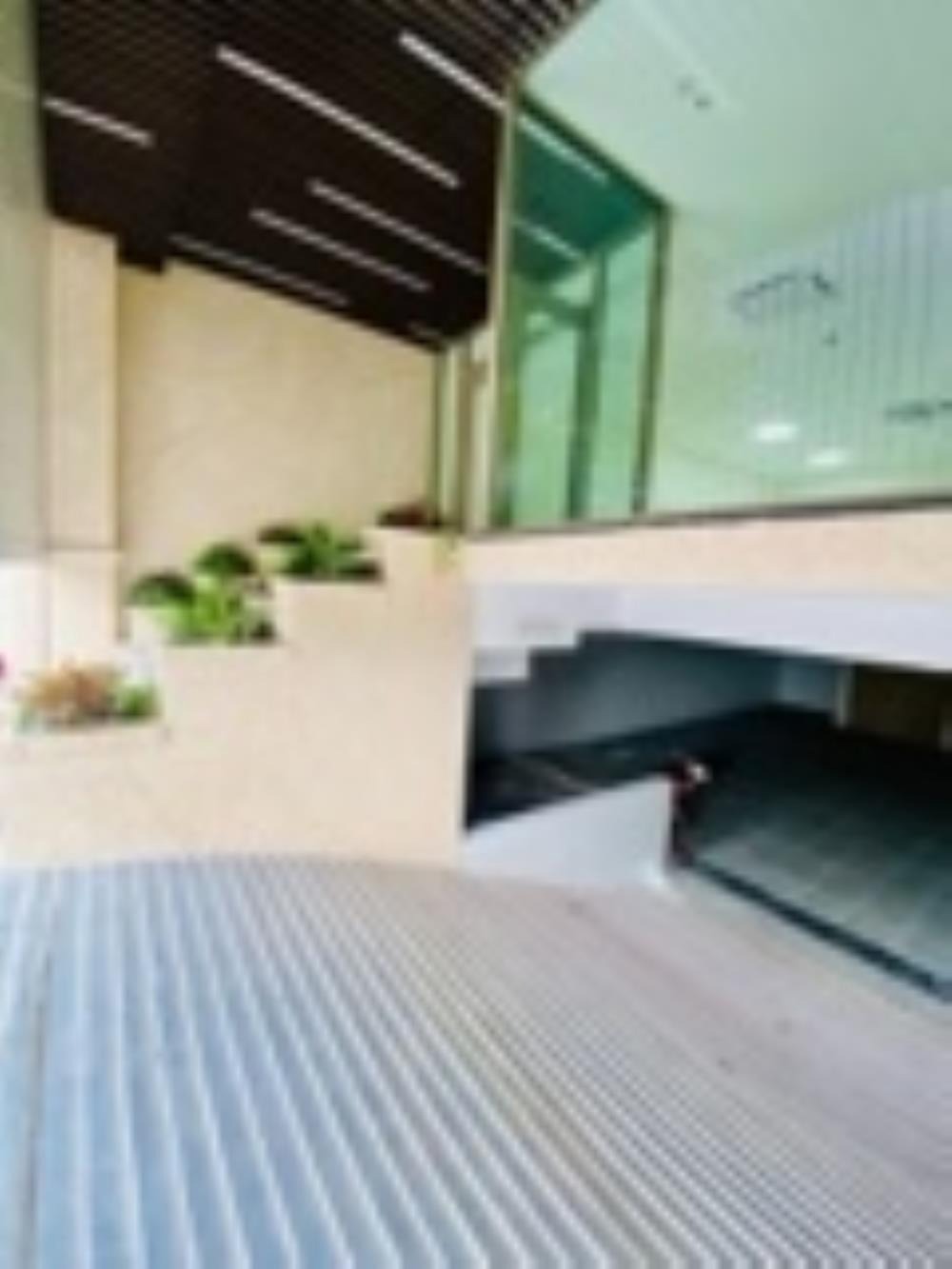 Mặt Phố La Thành - Lô Góc Vỉa Hè - Kinh Doanh Đỉnh Cao - Giá Cao