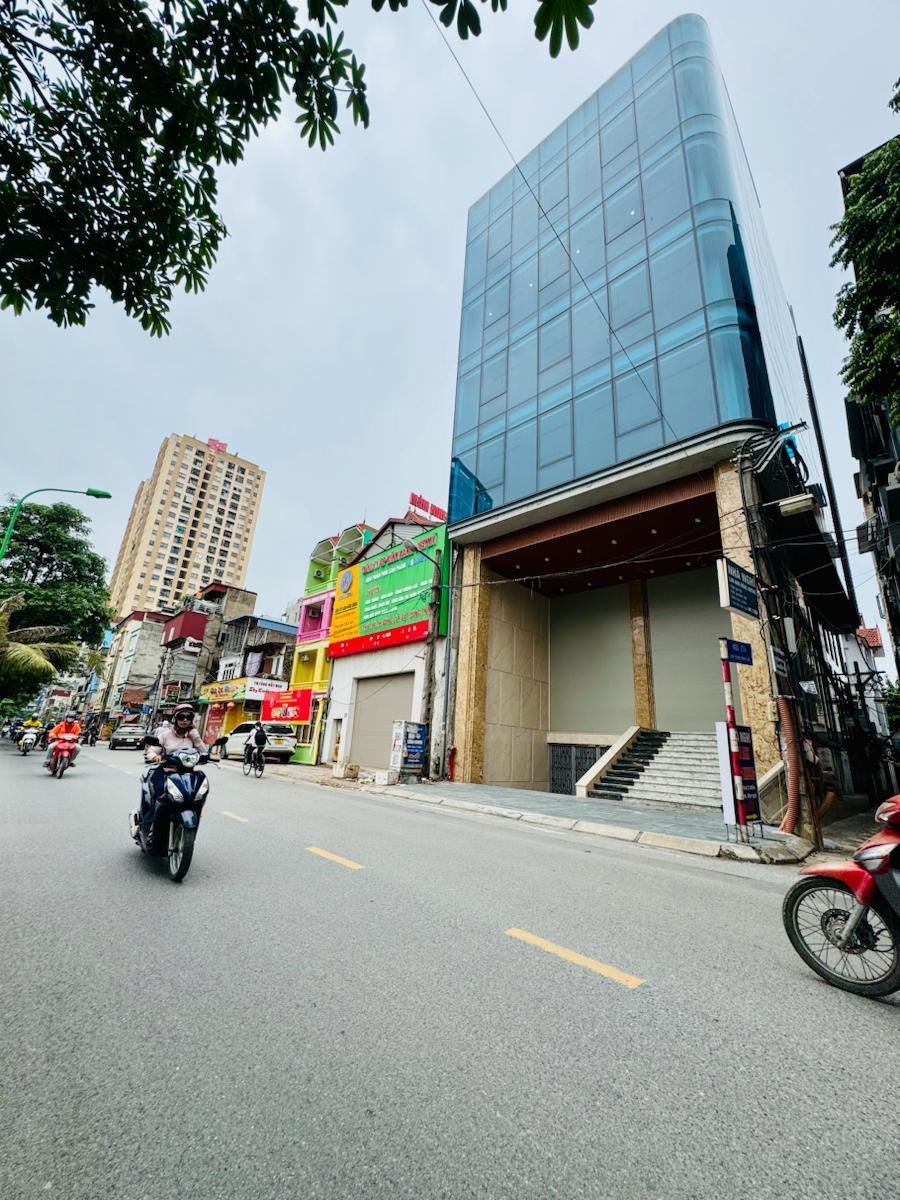 Mặt Phố La Thành - Lô Góc Vỉa Hè - Kinh Doanh Đỉnh Cao - Giá Cao