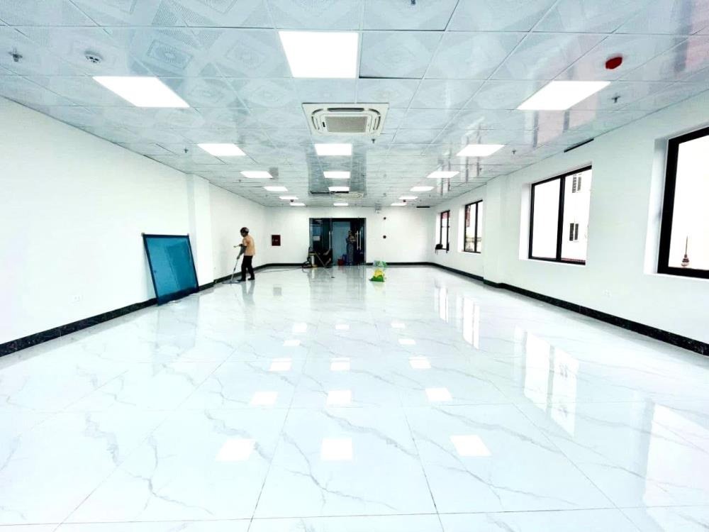 Mặt Phố La Thành - Lô Góc Vỉa Hè - Kinh Doanh Đỉnh Cao - Giá Cao