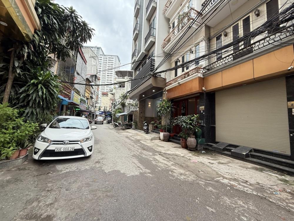 Bán Nhà Kim Đồng 321m2 - Mặt Tiền Rộng, Ô Tô Vào Cửa, Giá Tốt