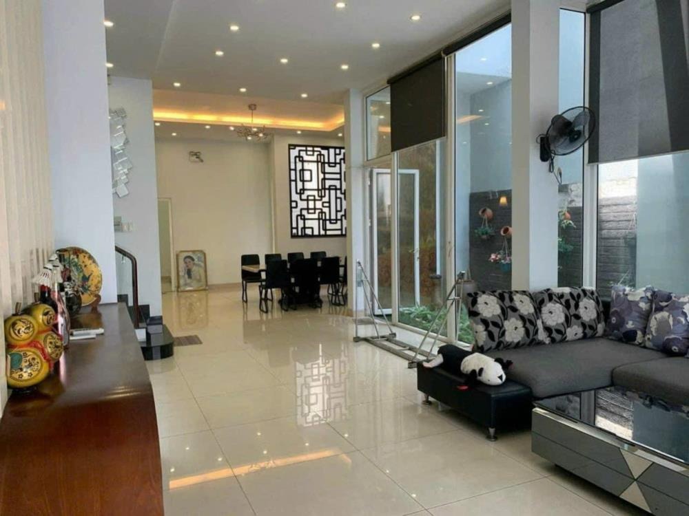 Bán nhà Nguyễn Văn Trỗi 58m2, 4 Tầng - 7.8 Tỷ - Vị trí đẹp, dân trí cao