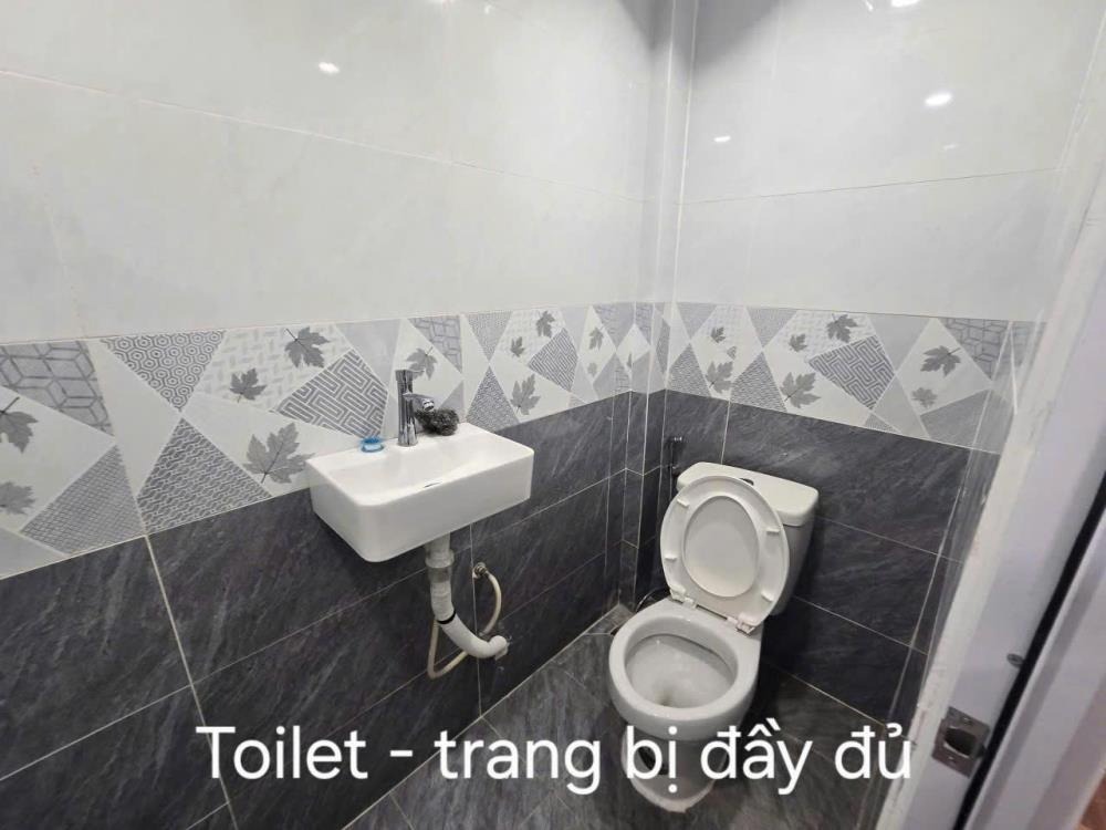 Bán Căn Hộ Tập Thể Nguyễn Chí Thanh, Quận 10 - Giá 1.9 Tỷ