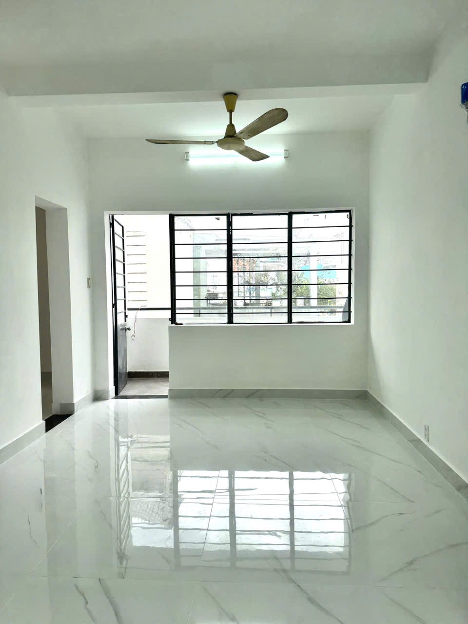 Bán Căn Hộ Góc CMT8, Quận 10 – 52m² – Giá 2.35 Tỷ